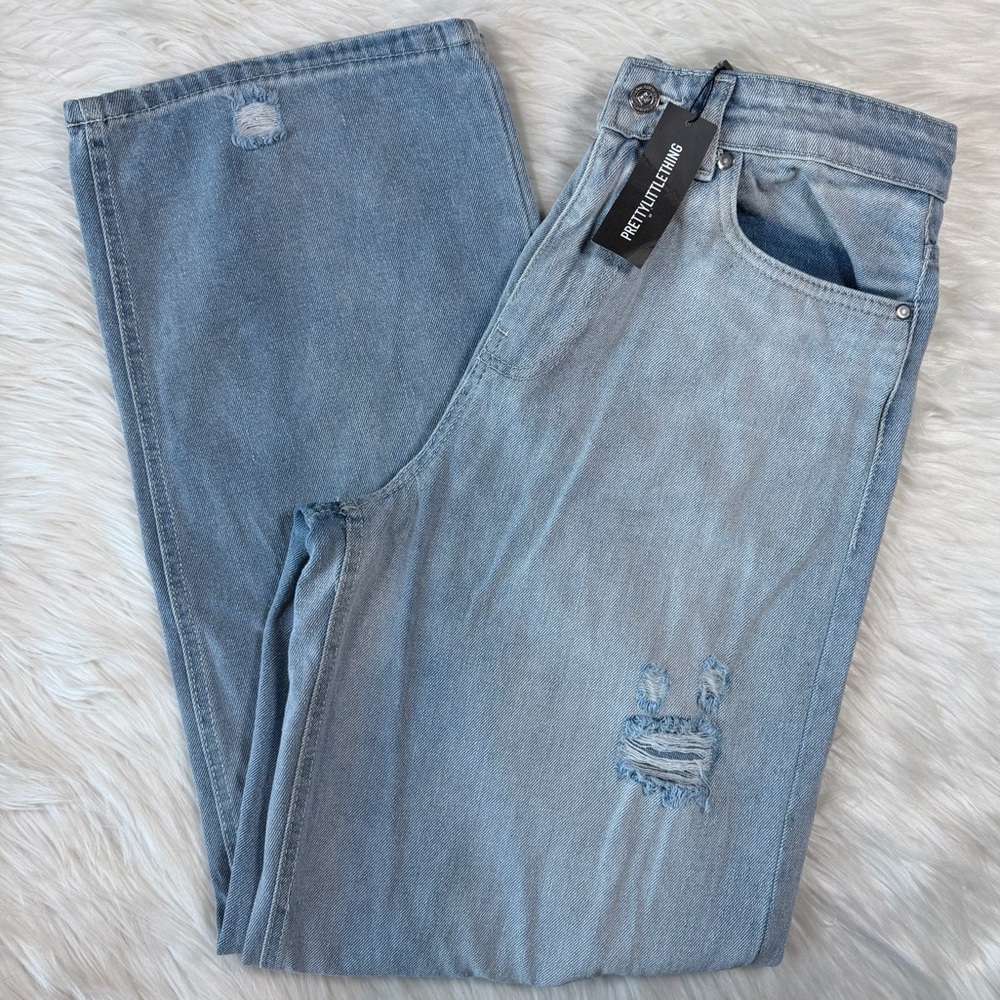 NWT PrettyLittleThing Straight‎ Leg Jeans